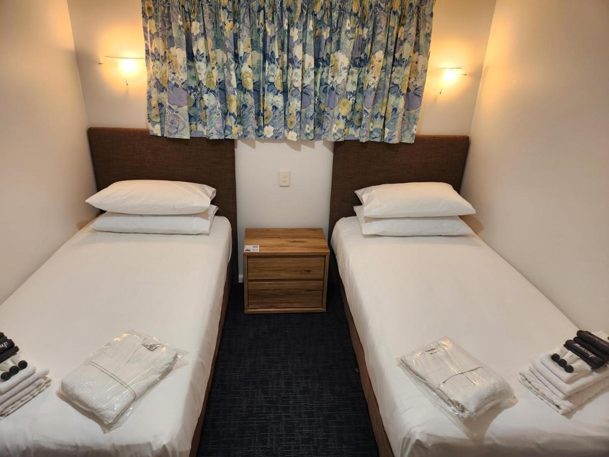Botany Palms Motel Auckland Buitenkant foto
