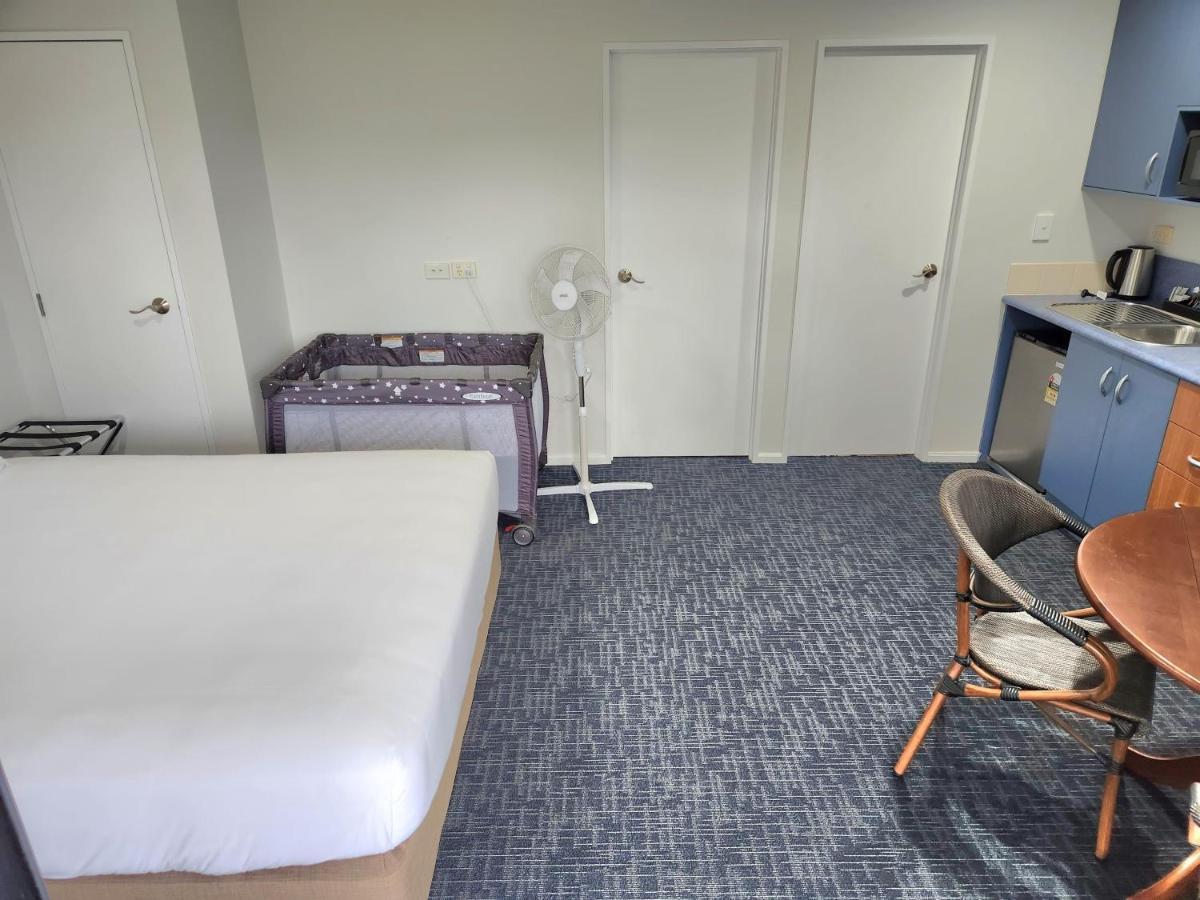 Botany Palms Motel Auckland Buitenkant foto
